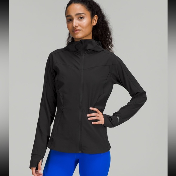 lululemon athletica Jackets & Blazers - Mist Over Windbreaker